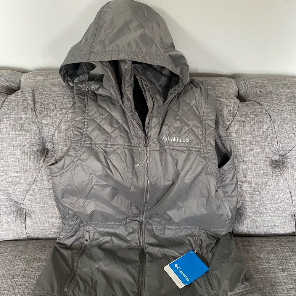 NWT Women’s Columbia Vest